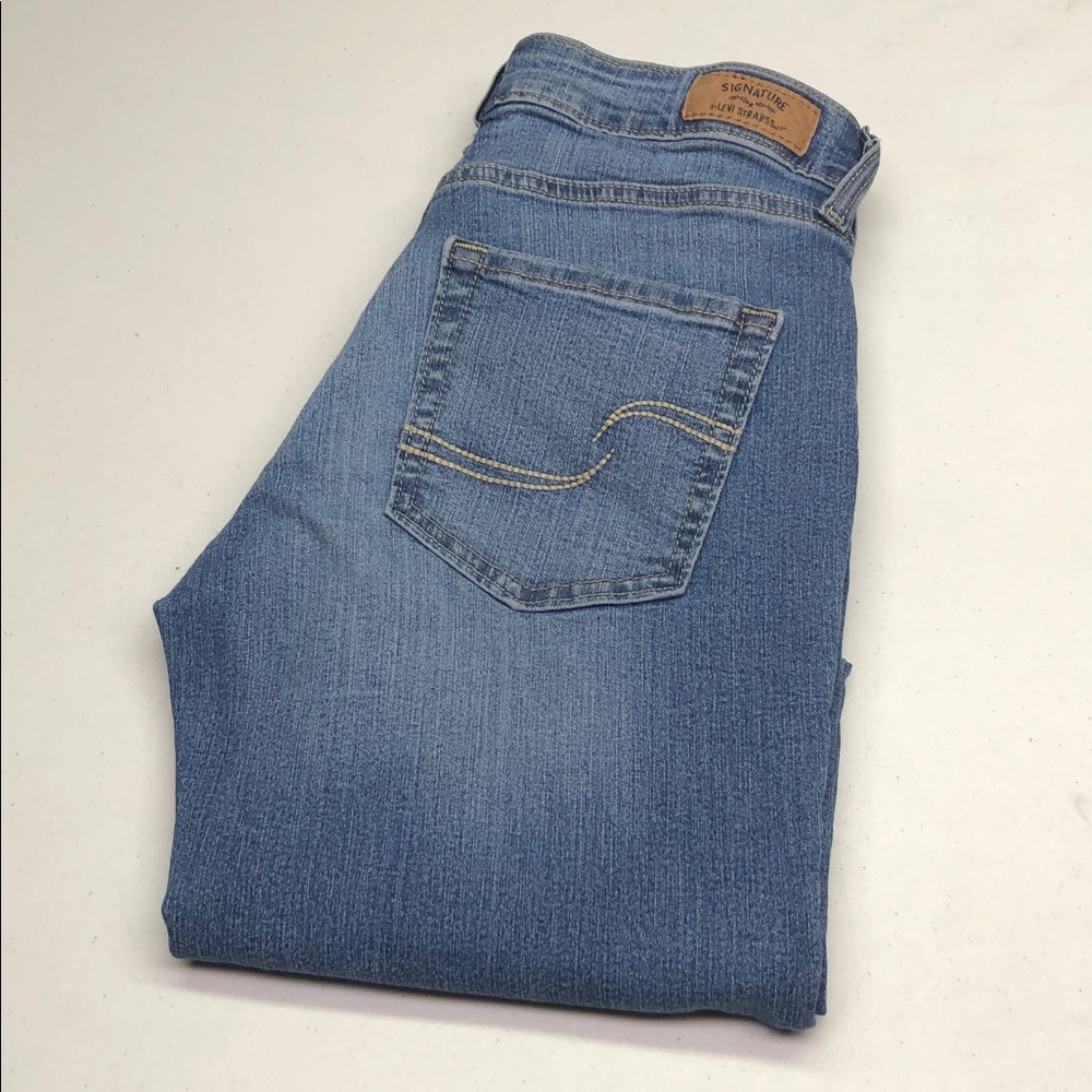 LEVI SIGNATURE MODERN STRAIGHT JEANS 4/27x28 ⭐️